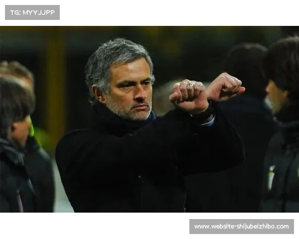 穆里尼奥谦逊发声称无需外界赞美助力罗马成功 穆里尼奥谦逊发声称无需外界赞美助力罗马成功