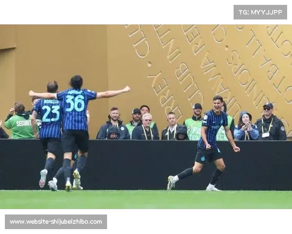 国际米兰与浦和红钻今晚世俱杯决战 齐沃蓝黑军团力争冠军 国际米兰与浦和红钻今晚世俱杯决战 齐沃蓝黑军团力争冠军